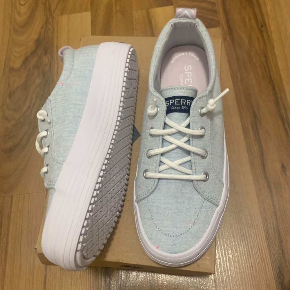 Brand New Sperry unisex crest vibe platform sneaker